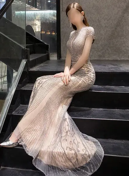 عکس لباس مجلسی زنانه بلند سنگ دوزی شده