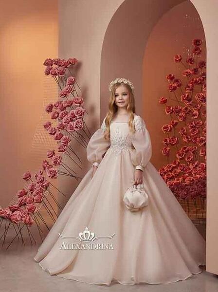 عکس لباس مجلسی دخترانه پوشیده ۱۲ ساله
