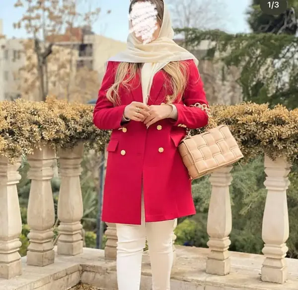 عکس مدل مانتو قرمز بلند شیک