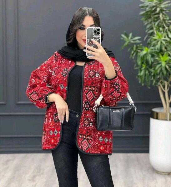 عکس مدل مانتو قرمز شیک