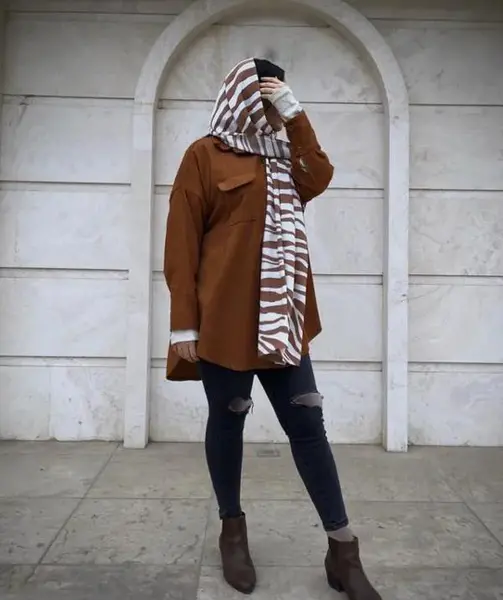 عکس مدل مانتو قهوه ای سوخته