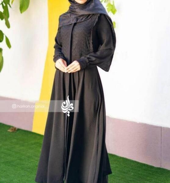 عکس مدل مانتو کرپ مشکی ساده و شیک