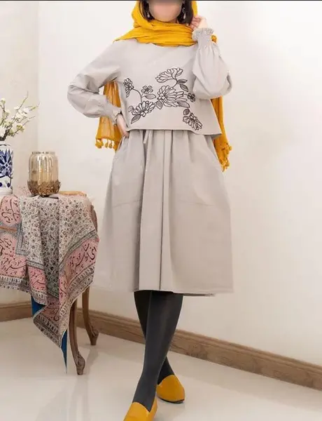 عکس مدل مانتو گلدار و ساده ترکیبی