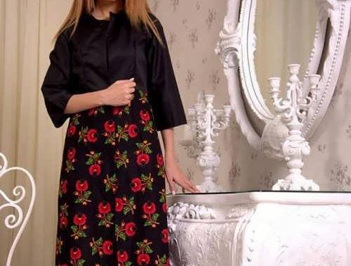 عکس مدل مانتو گلدار و ساده ترکیبی