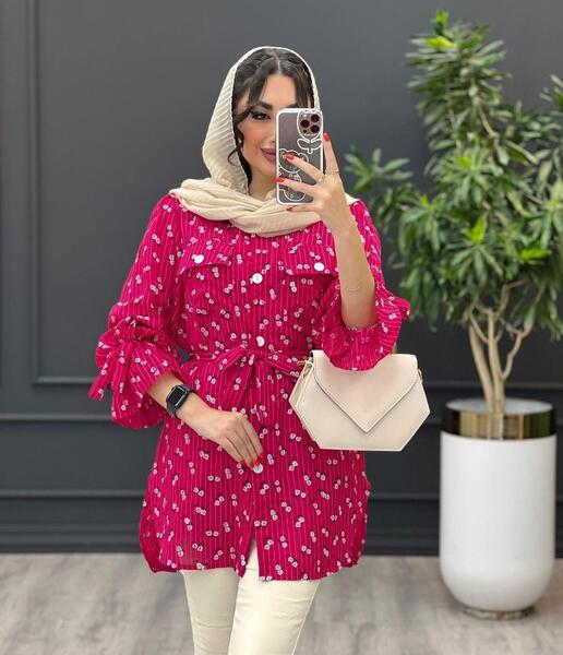 عکس مدل مانتو گل گلی کوتاه