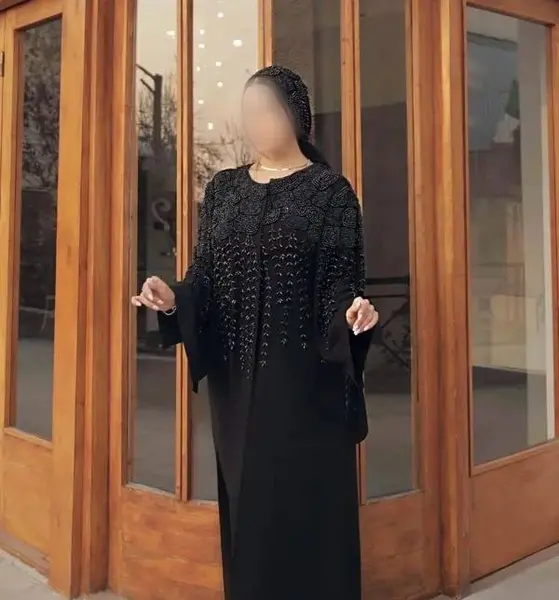 عکس مدل مانتو گیپور مشکی مجلسی شیک