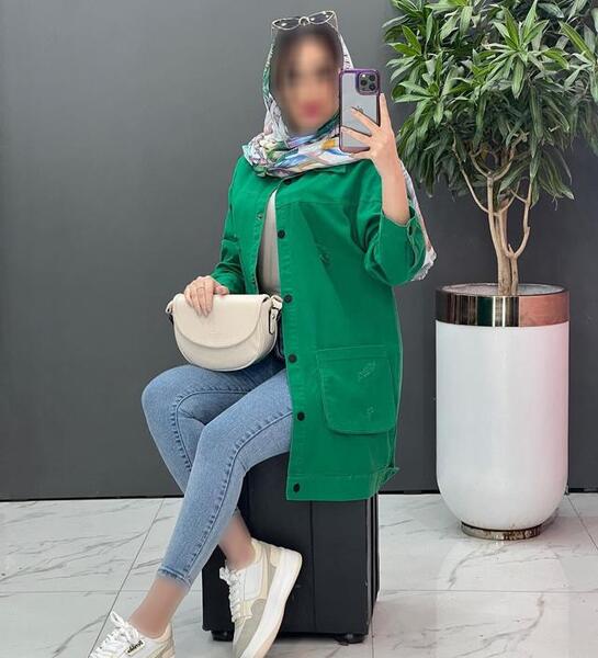 عکس مدل مانتو جدید دکمه دار کوتاه