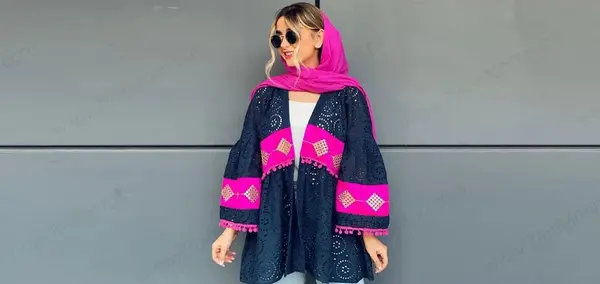 عکس مدل مانتو دخترانه رنگ گلبهی