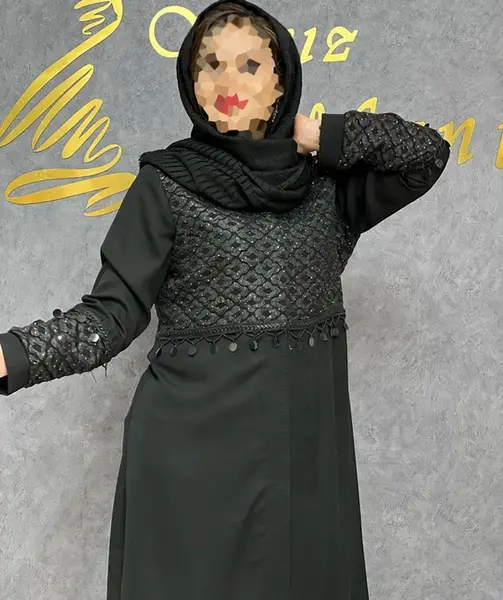 عکس مدل مانتو مجلسی مشکی کوتاه دخترانه