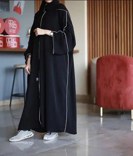 عکس مدل مانتو مشکی دخترانه برای محرم اینستاگرام