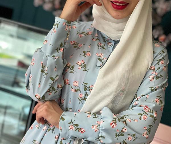 عکس مدل مانتو دخترانه با پارچه گل گلی