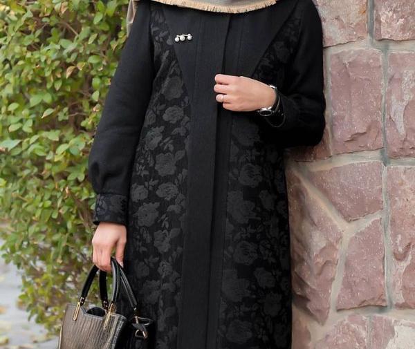 عکس مدل مانتو دخترانه ساده مشکی