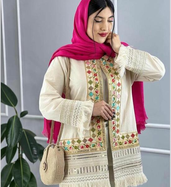 عکس مدل مانتو سنتی دخترانه کوتاه