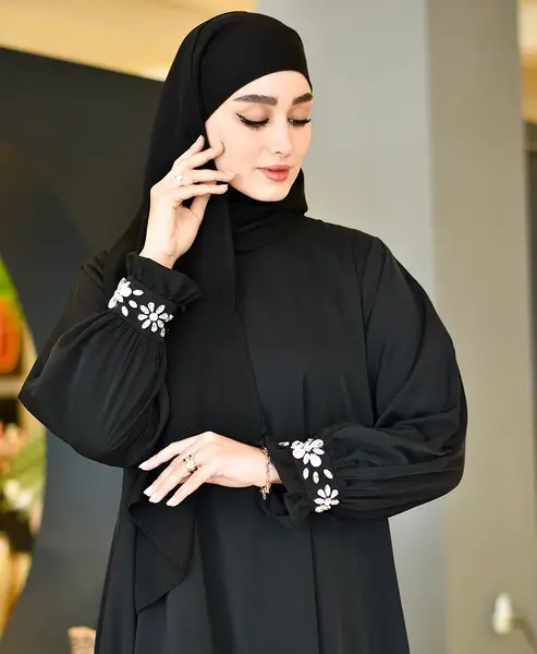 عکس مدل مانتو عبایی عربی دخترانه