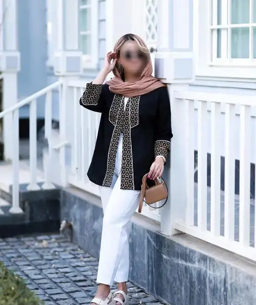 عکس مدل مانتو دخترانه عید ۱۴۰۳