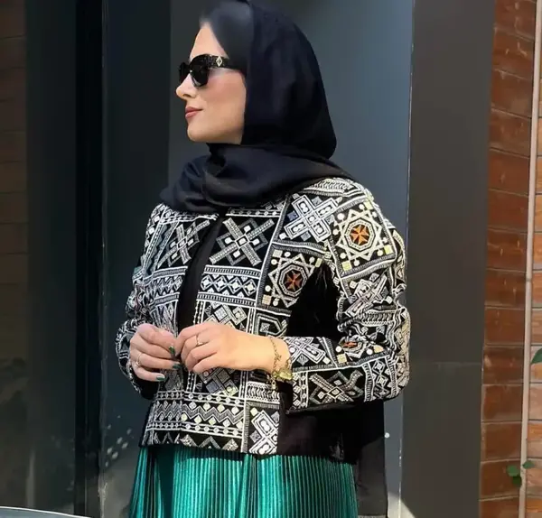 عکس مدل مانتو عروسکی دخترانه ۱۴۰۳