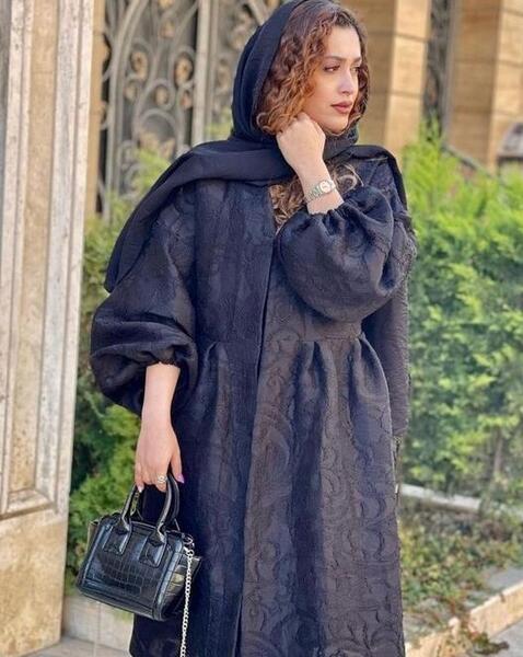عکس مدل مانتو مشکی ژاکارد دخترانه