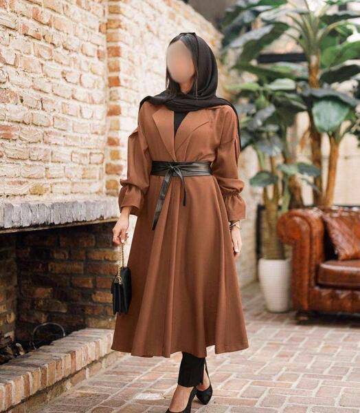 عکس مدل مانتو دخترانه دامن نیم کلوش