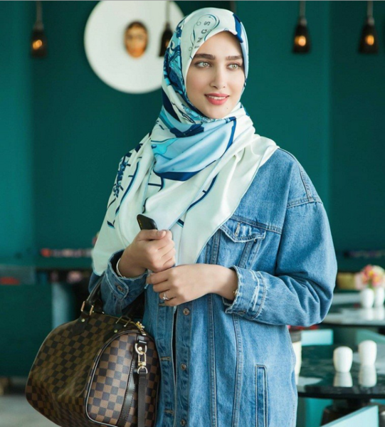عکس مدل مانتو دخترانه نوجوان با حجاب