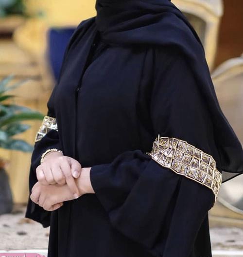 عکس مدل مانتو دخترانه استین مچی