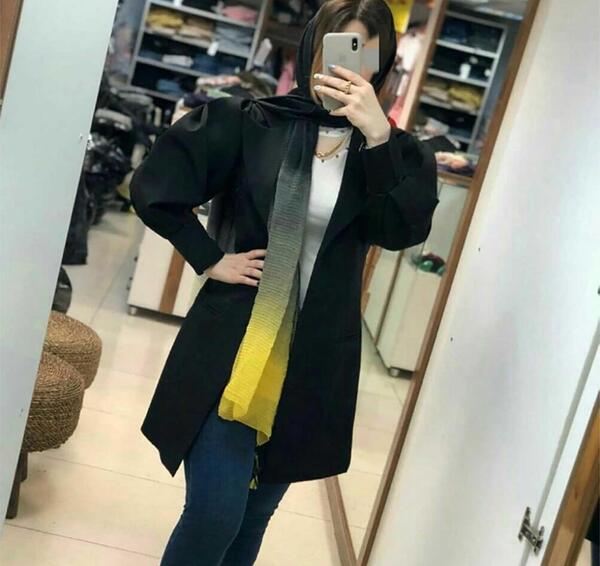 عکس مدل مانتو مشکی بلند استین مچی