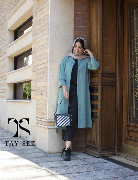 عکس مدل مانتو بلند با پارچه کرپ مازراتی