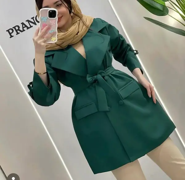 عکس مدل مانتو بلند با پارچه کرپ مازراتی
