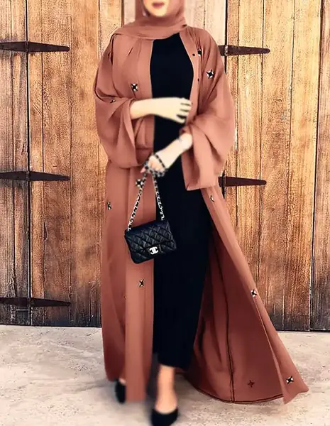 عکس مدل مانتو بلند با پارچه کرپ مازراتی