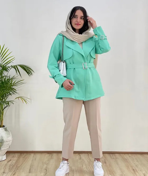 عکس مدل مانتو جلو باز کتی کوتاه