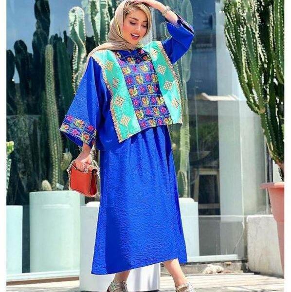 عکس مدل مانتو بلند تابستانه ۱۴۰۲