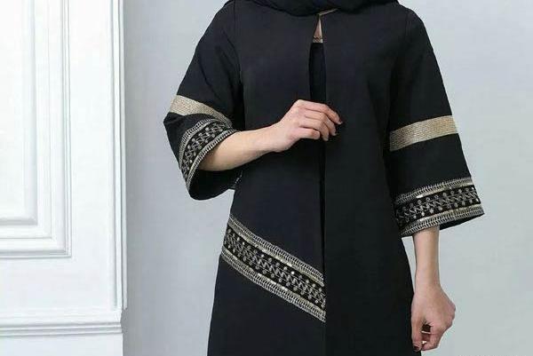 عکس مدل مانتو بلند جلو باز مشکی