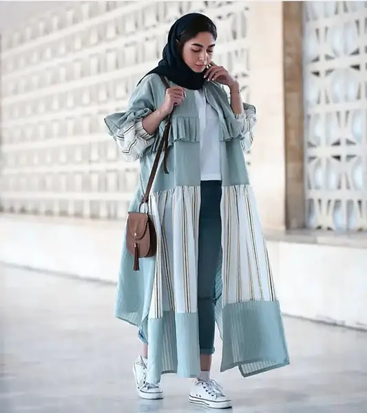 عکس مدل مانتو جلو باز بلند ساده و شیک مجلسی