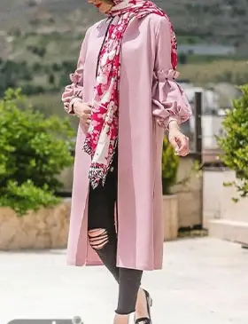 عکس مدل مانتو بلند چاک دار ساده