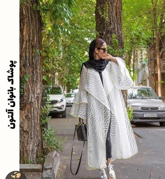عکس مدل مانتو سفید جلو باز بلند
