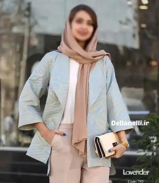عکس مدل مانتو جلو باز ژاکارد مشکی