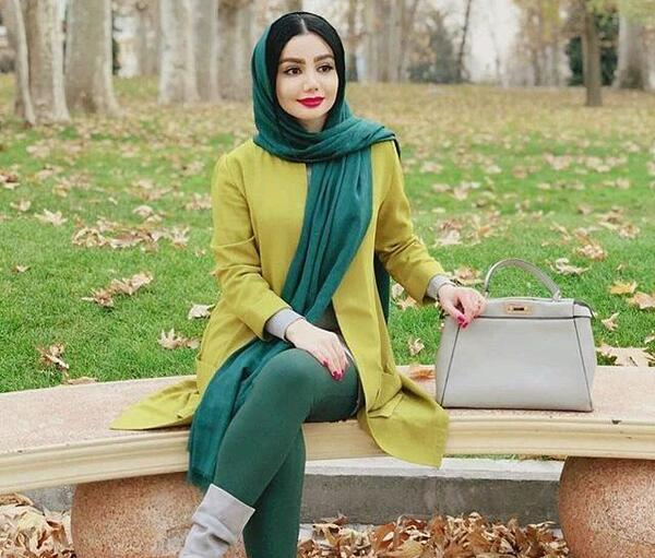 عکس مدل مانتو بلند دخترانه نوجوان