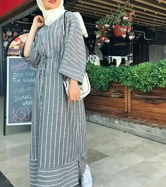 عکس مدل مانتو بلند راه راهی