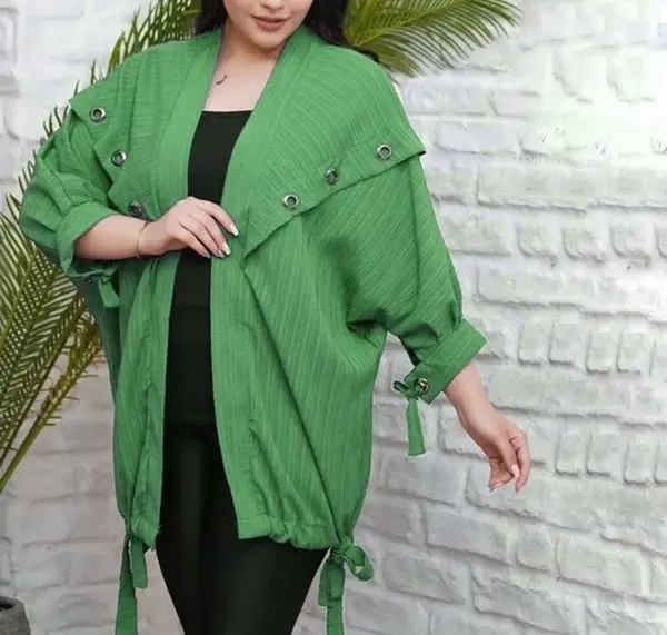 عکس مدل مانتو پانچ جلو باز کوتاه