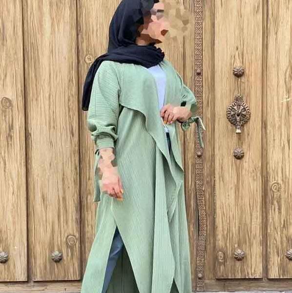 عکس مدل مانتو بلند طرح دار دخترانه