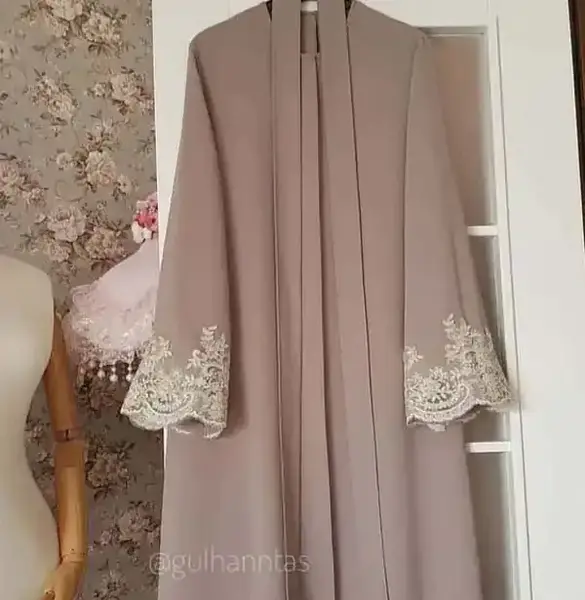 عکس مدل مانتو بلند کرپ الیزه