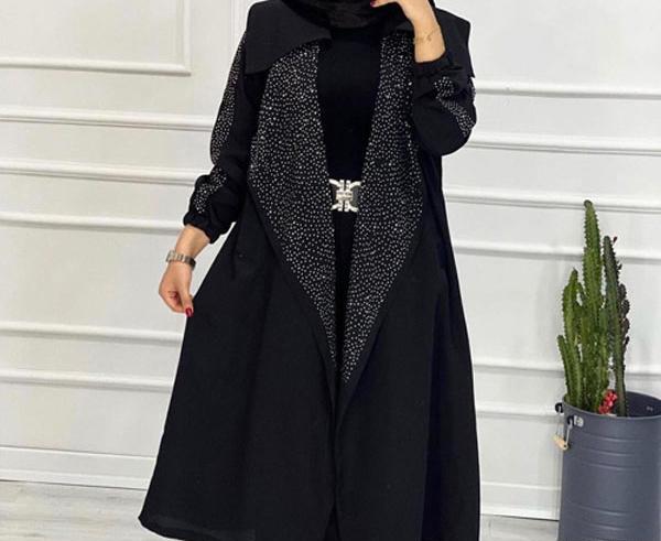 عکس مدل مانتو مشکی بلند ساده مجلسی