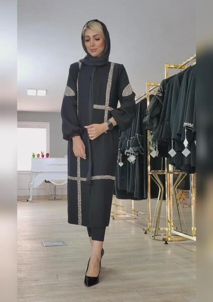 عکس مدل مانتو بلند با پارچه سوزن دوزی هندی