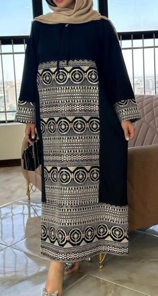 عکس مدل مانتو بلند با پارچه سوزن دوزی هندی
