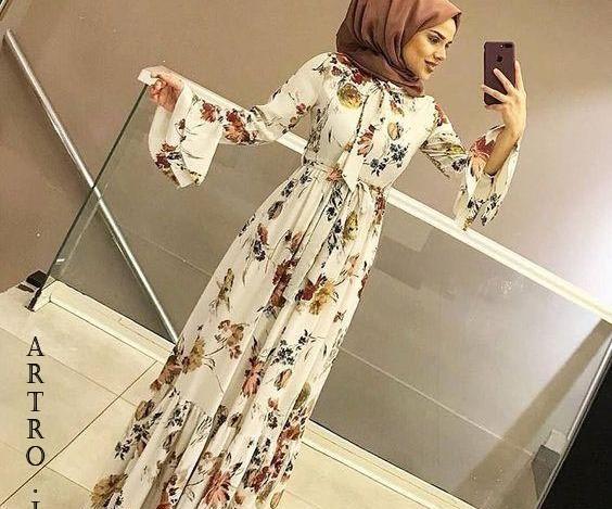 عکس مدل مانتو بلند با پارچه نخی گلدار