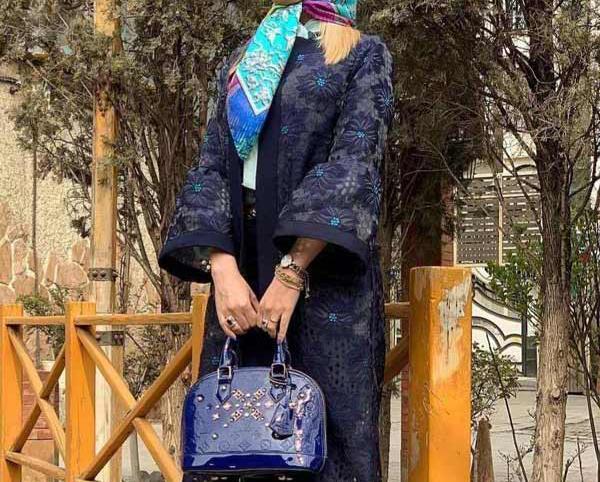 عکس مدل مانتو بلند با گیپور