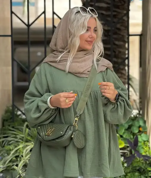 عکس مدل مانتو بلند و گشاد جلو بسته