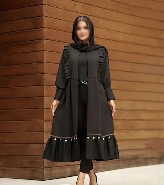 عکس مدل مانتو عروسکی بلند مشکی