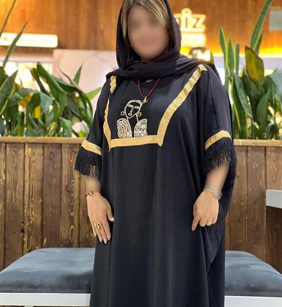 عکس مدل مانتو عبایی بلند جلو بسته