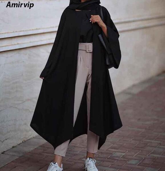 عکس مدل مانتو بلند سیاه سفید