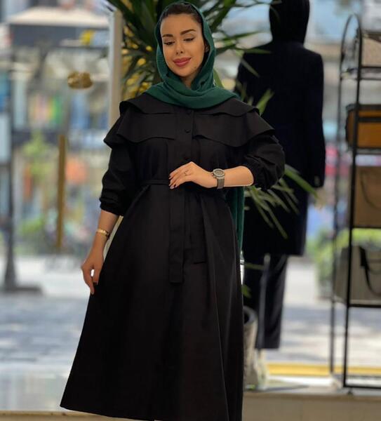 عکس مدل مانتو دخترانه بلند سیاه